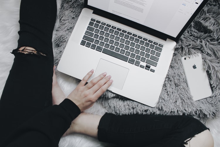 Blogger outreach services