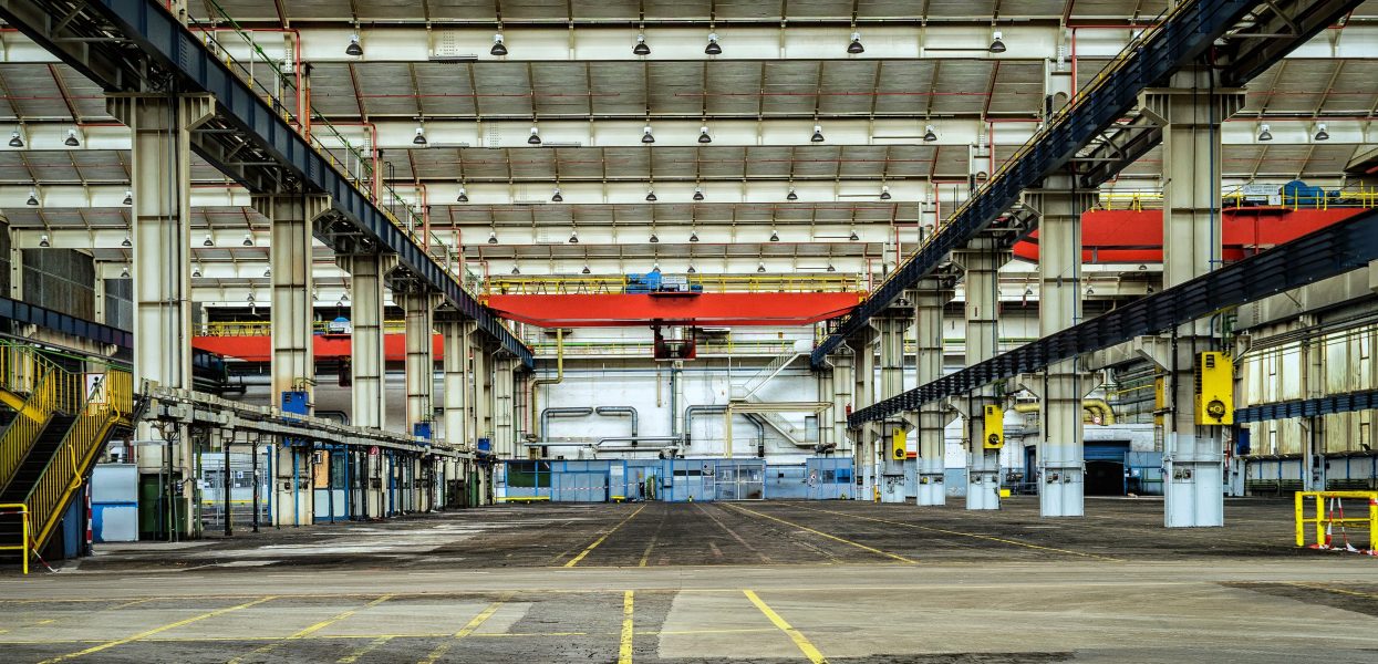 Reading Up On Pallet Lifters: The Story Behind The Forklift Reading Up On Pallet Lifters: The Story Behind The Forklift